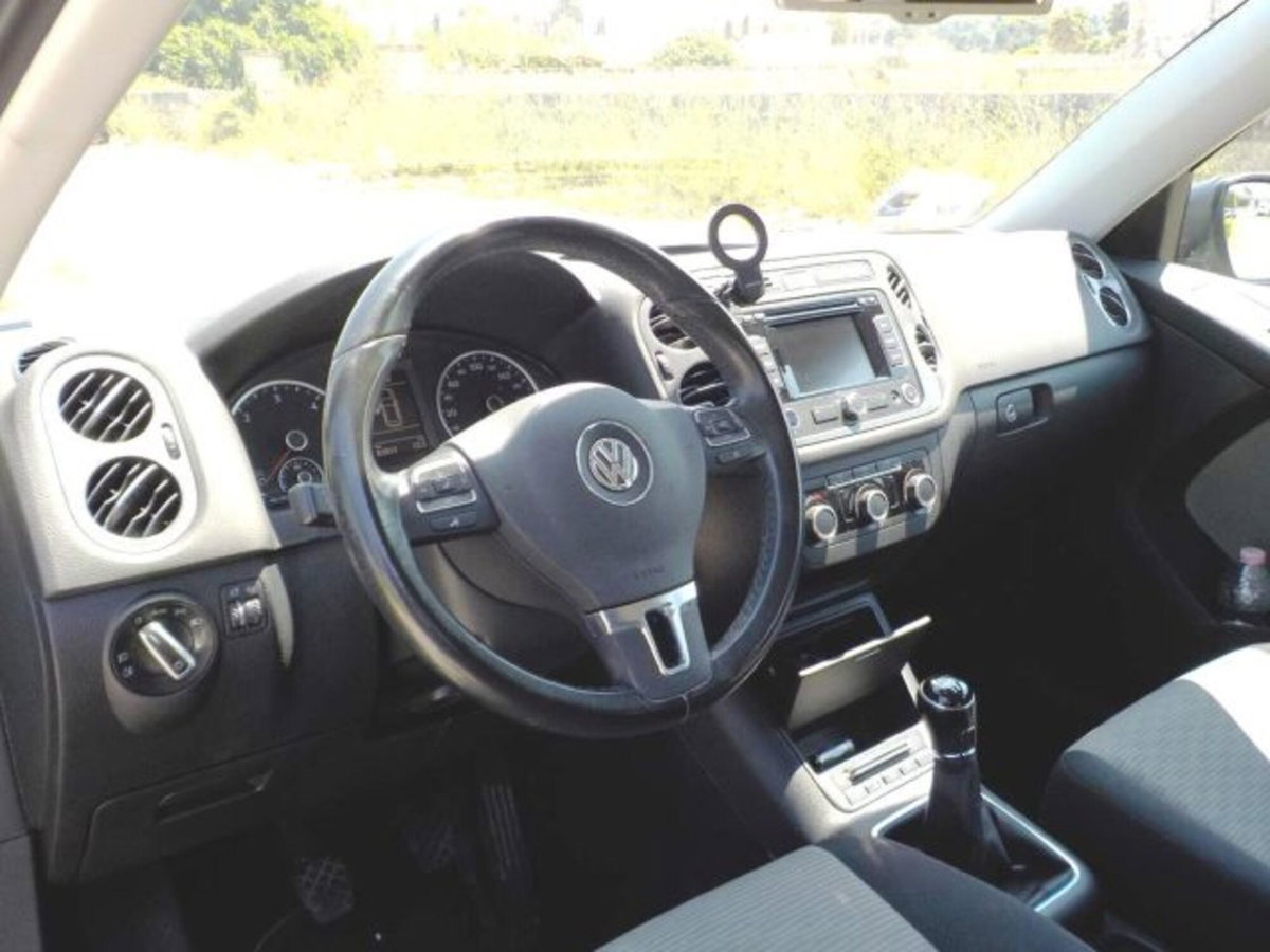 Volkswagen Tiguan 2.0 TDI 110 CV Trend & Fun BlueMotion Technology (16)