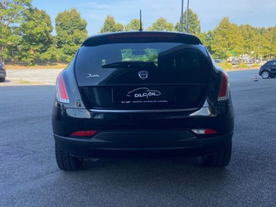 Lancia Delta 1.6 MJT DPF 105 CV Gold (8)