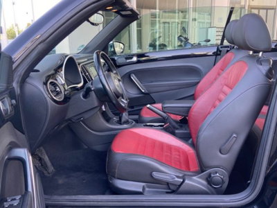 Volkswagen Maggiolino Cabrio 1.2 TSI Design (11)