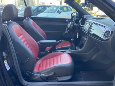 Volkswagen Maggiolino Cabrio 1.2 TSI Design (13)