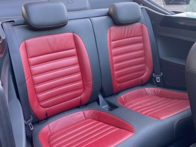 Volkswagen Maggiolino Cabrio 1.2 TSI Design (14)