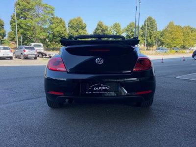 Volkswagen Maggiolino Cabrio 1.2 TSI Design (9)