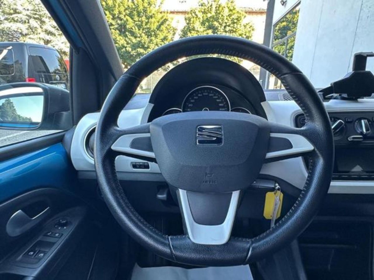 SEAT Mii 1.0 68 CV 3 porte Chic Ecofuel (11)