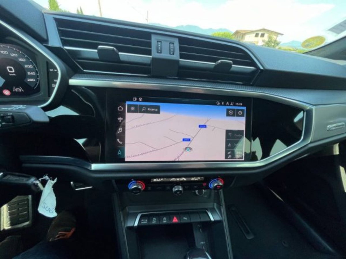 Audi Q3 Sportback 35 TDI quattro S tronic S line edition (15)