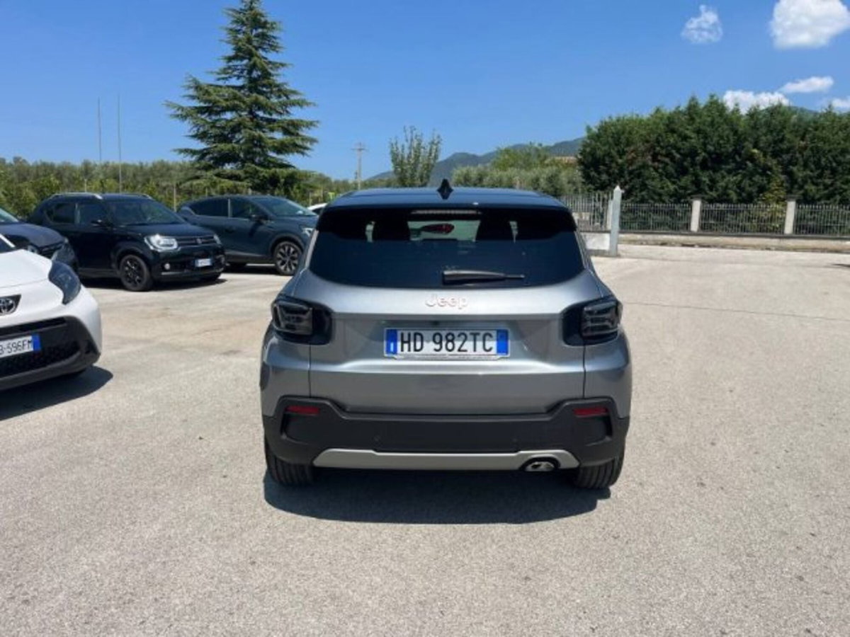 Jeep Avenger 1.2 turbo e-hybrid mhev Summit fwd 110cv edct6 (5)
