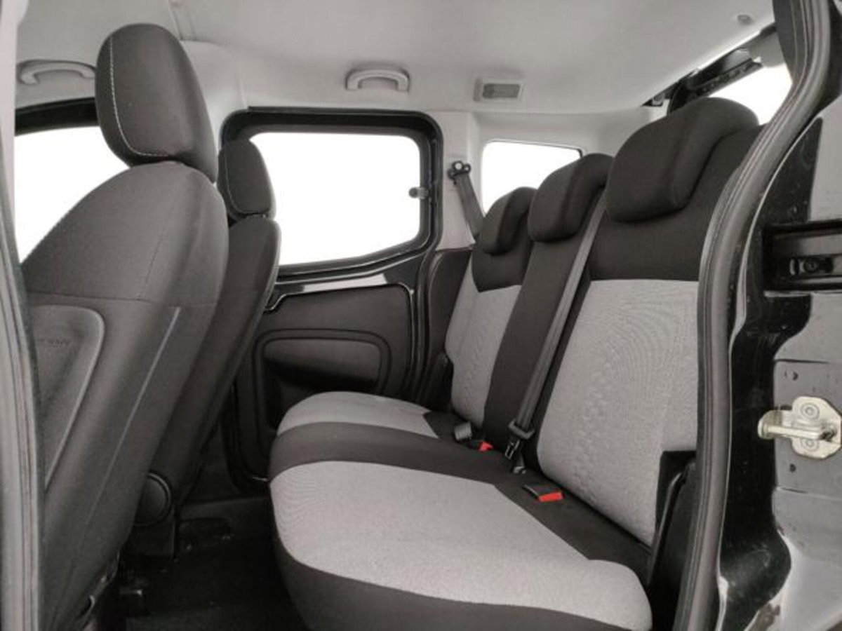 Fiat Qubo 1.3 MJT 80 CV Lounge (14)