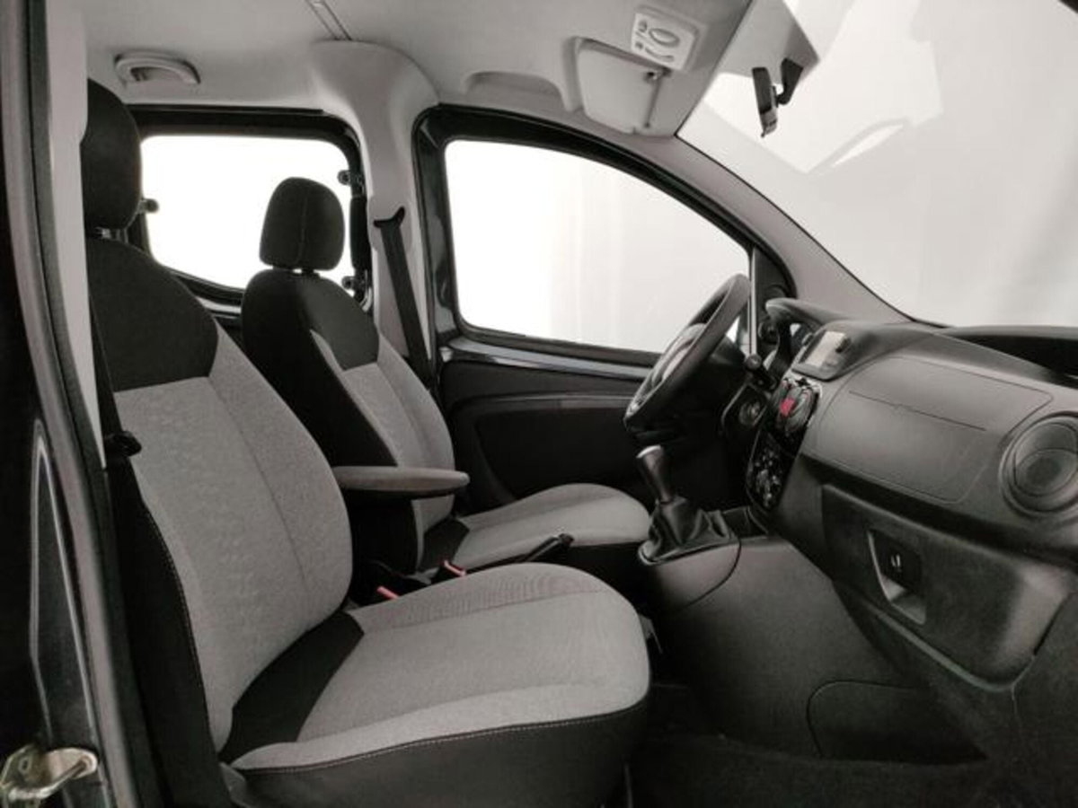 Fiat Qubo 1.3 MJT 80 CV Lounge (8)