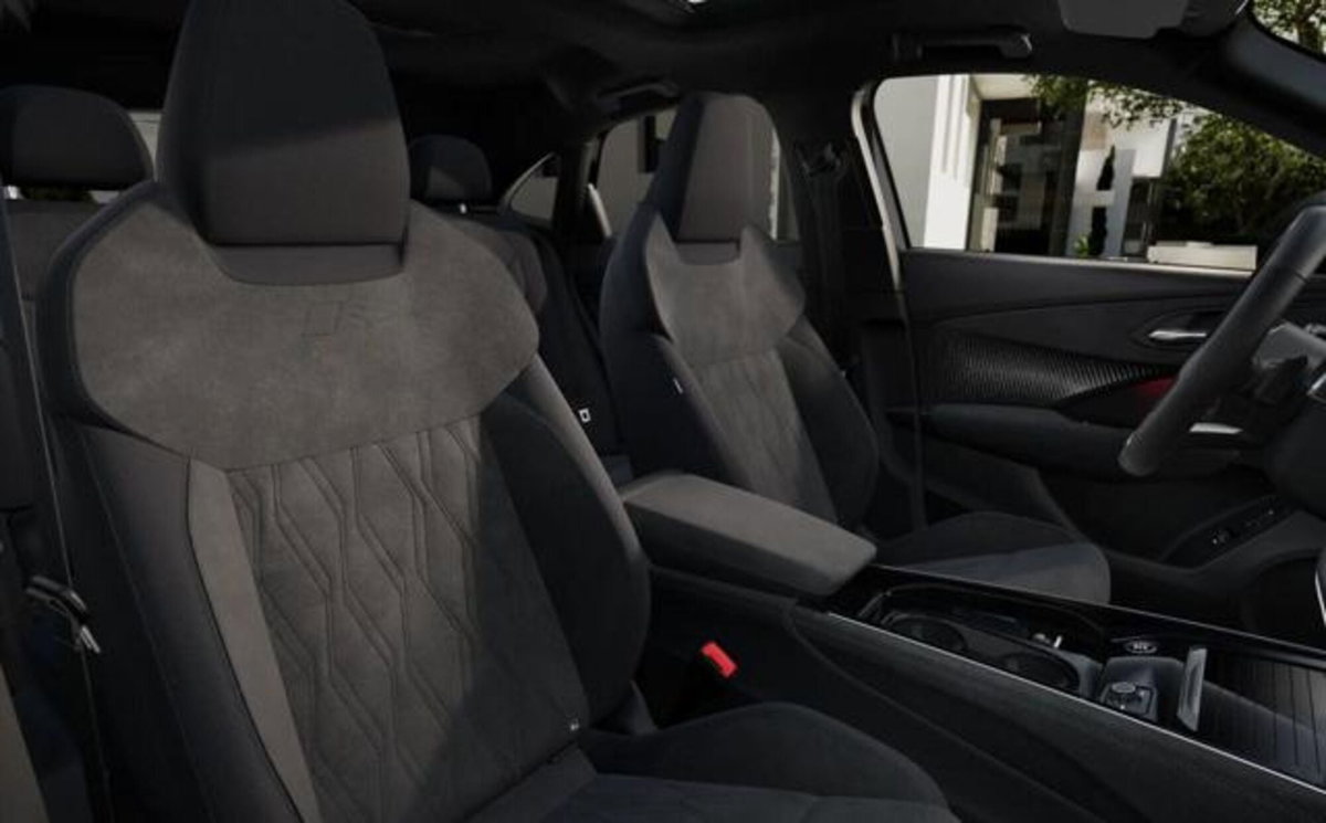 Audi Q3 Sportback 2.0 tfsi S line edition quattro 265cv s-tronic (5)