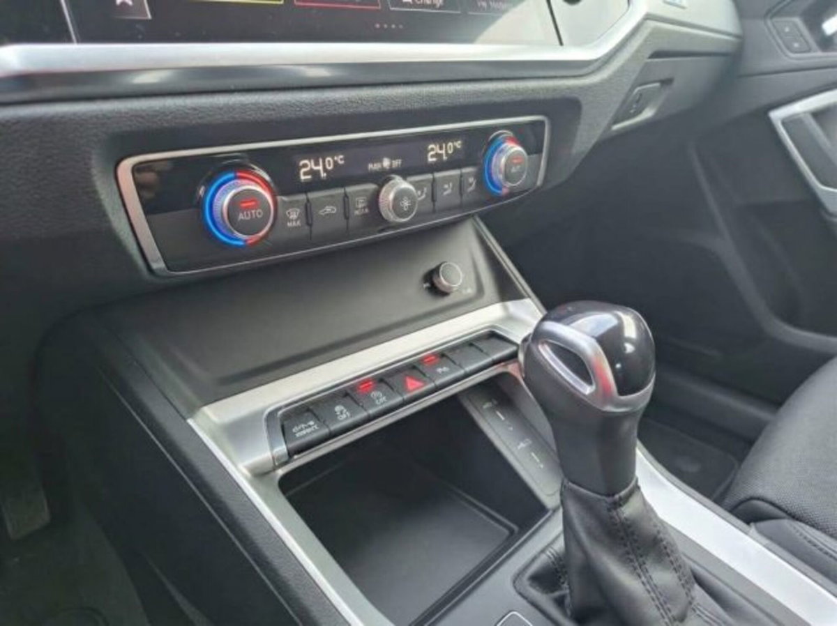Audi Q3 Sportback 35 TDI quattro S tronic Business Plus (13)