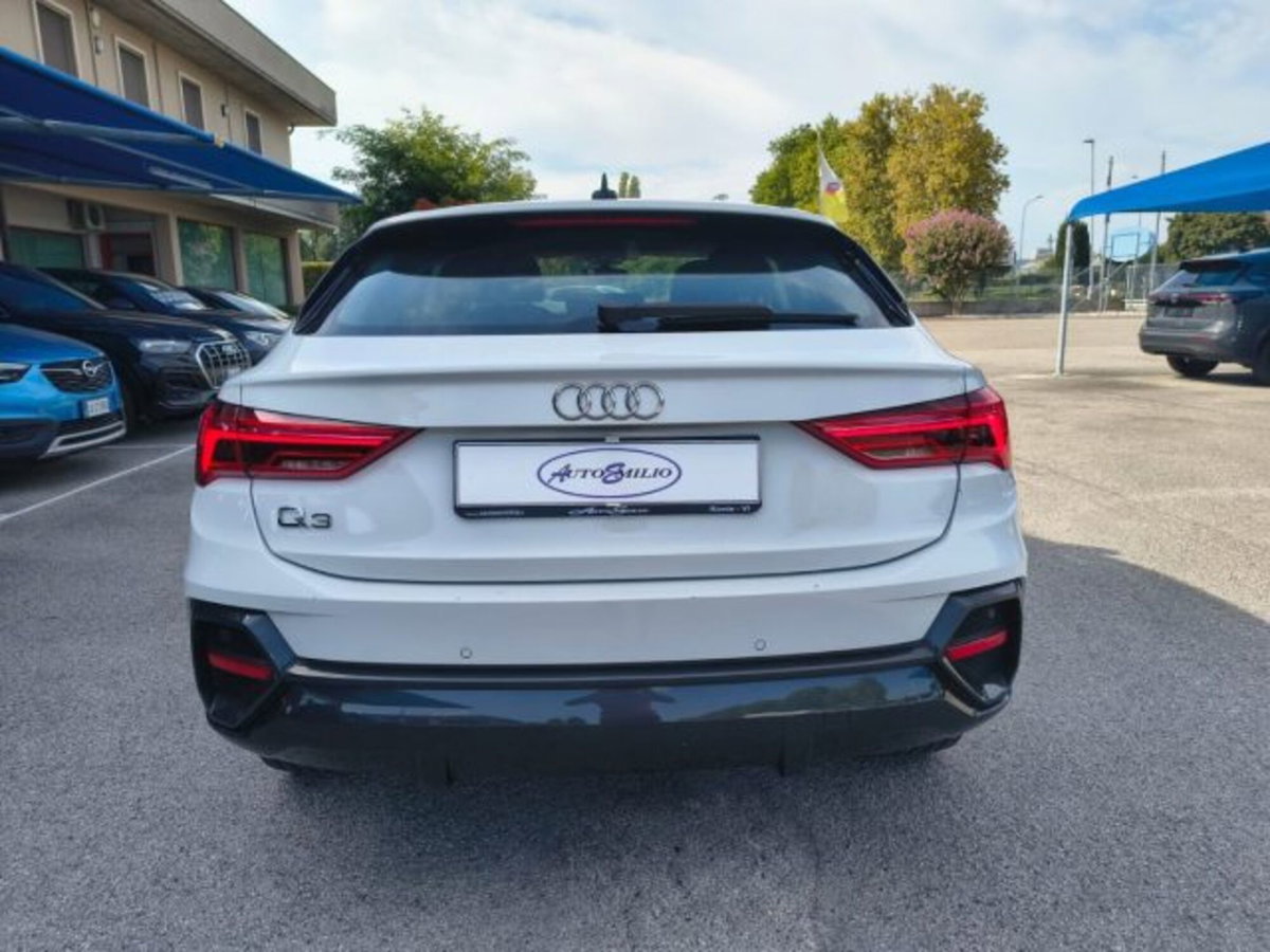 Audi Q3 Sportback 35 TDI quattro S tronic Business Plus (4)