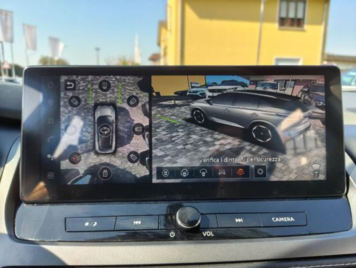 Nissan Qashqai 1.3 mhev N-Connecta 2wd 140cv (10)