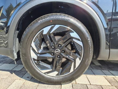 Nissan Qashqai 1.3 mhev N-Connecta 2wd 140cv (15)