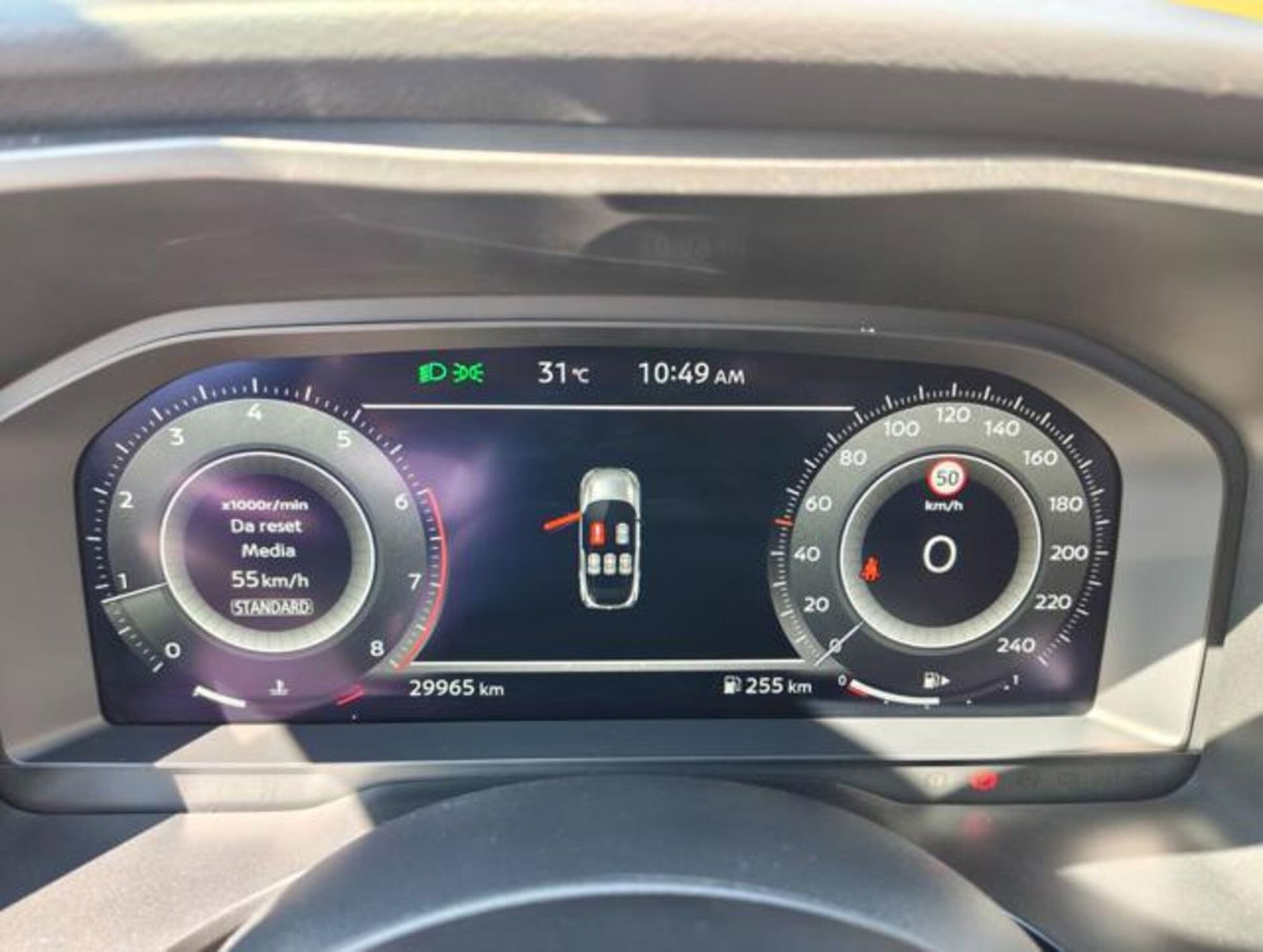 Nissan Qashqai 1.3 mhev N-Connecta 2wd 140cv (8)