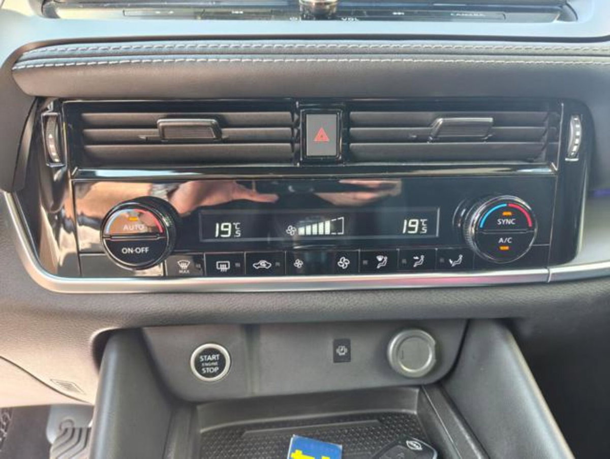 Nissan Qashqai 1.3 mhev N-Connecta 2wd 140cv (11)