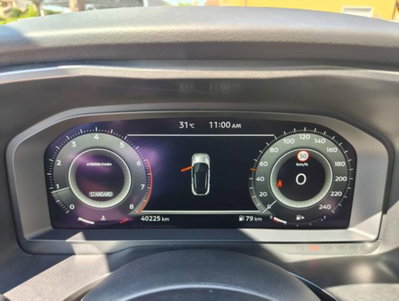 Nissan Qashqai 1.3 mhev N-Connecta 2wd 140cv (9)