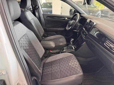 Volkswagen T-Roc 2.0 tdi R-Line 115cv (10)