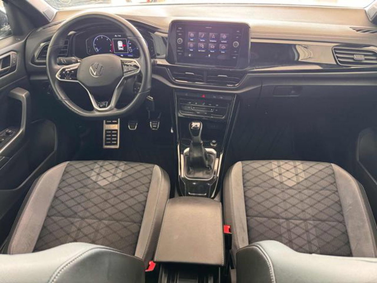 Volkswagen T-Roc 2.0 tdi R-Line 115cv (11)