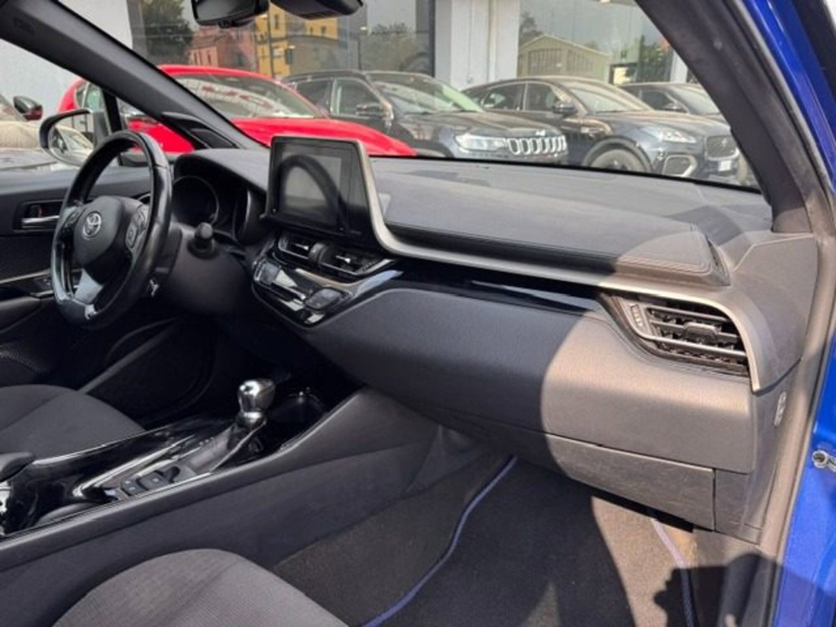 Toyota Toyota C-HR 1.8 Hybrid E-CVT Trend (11)
