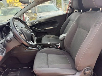 Ford Fiesta 1.5 TDCi 75CV 3 porte Titanium (9)