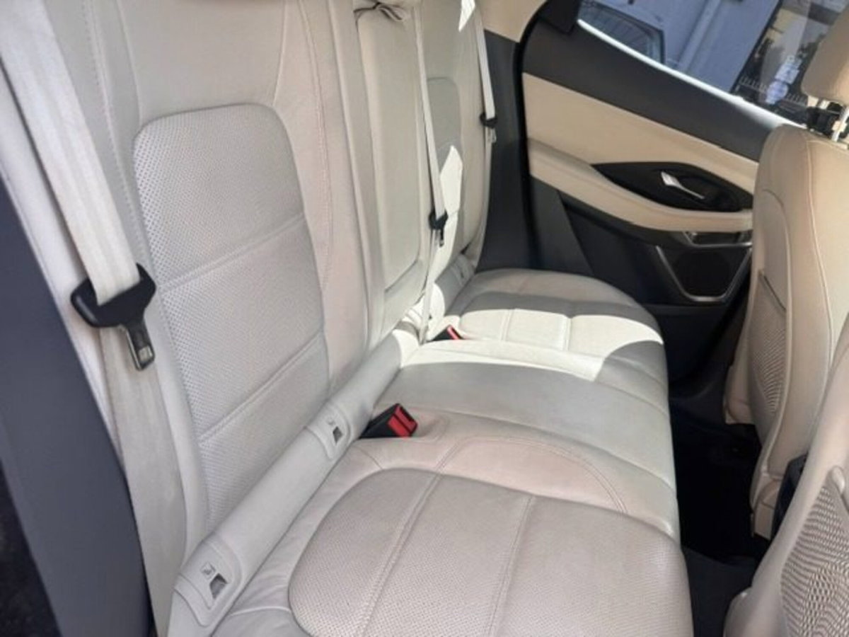 Jaguar E-Pace 2.0D 240 CV AWD aut. HSE (14)