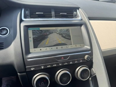 Jaguar E-Pace 2.0D 240 CV AWD aut. HSE (8)