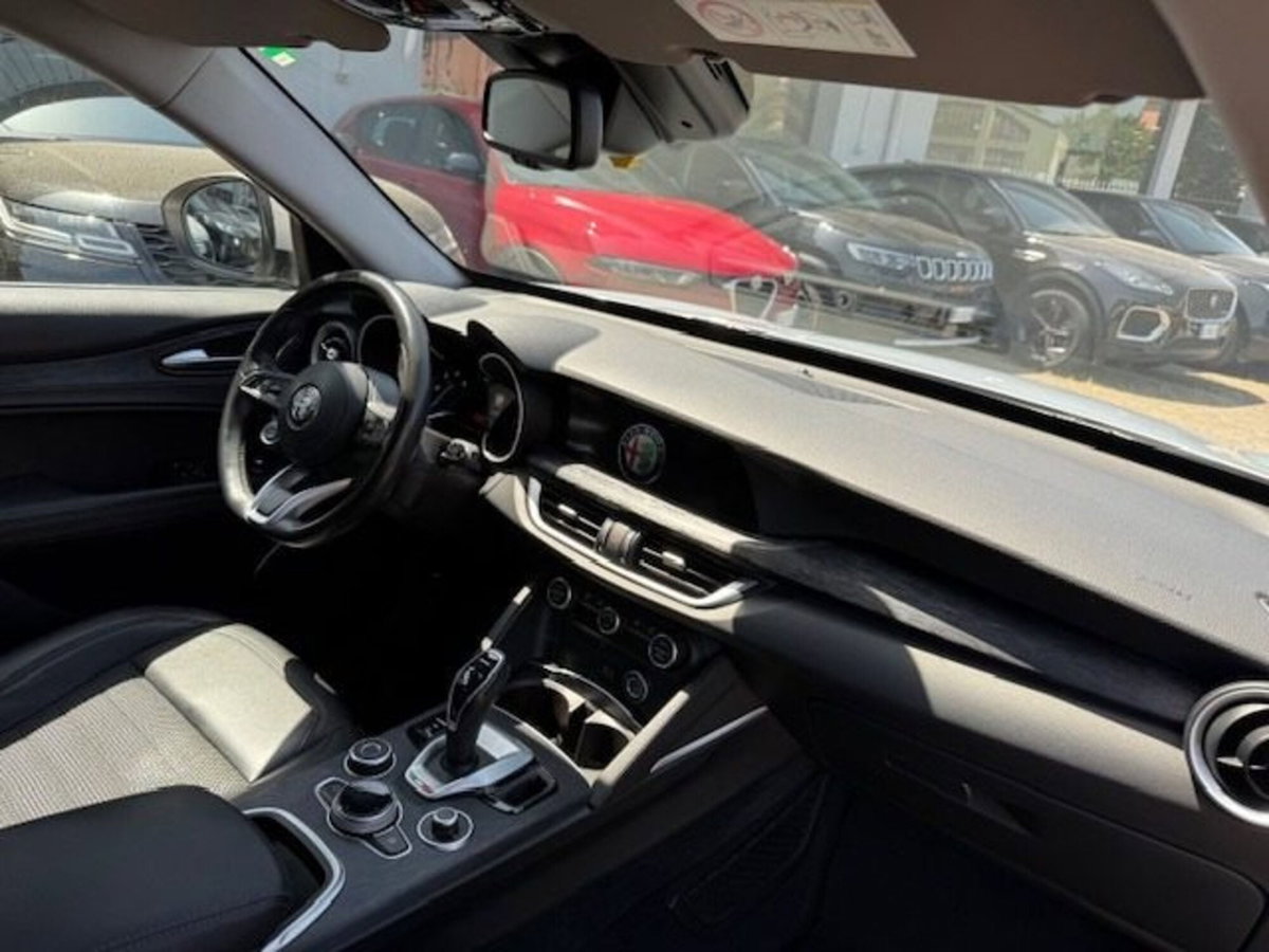 Alfa Romeo Stelvio Stelvio 2.2 Turbodiesel 190 CV AT8 Q4 Super Business (11)