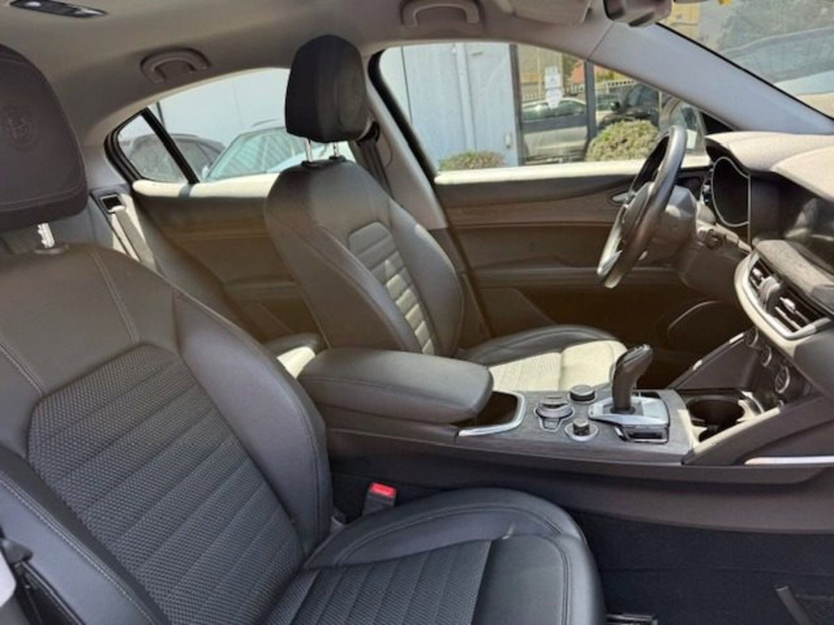 Alfa Romeo Stelvio Stelvio 2.2 Turbodiesel 190 CV AT8 Q4 Super Business (12)