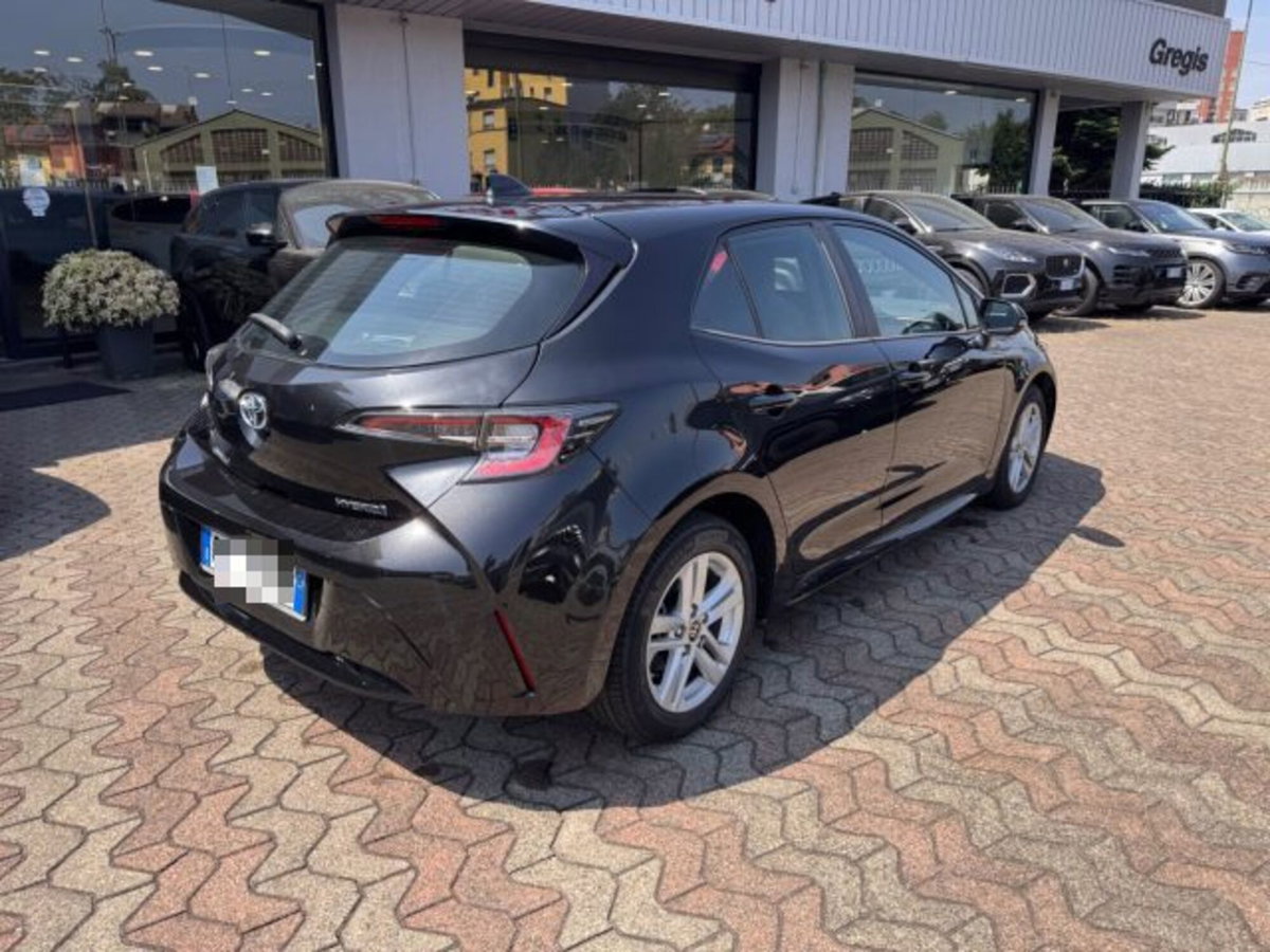 Toyota Corolla 1.8 Hybrid Active (4)