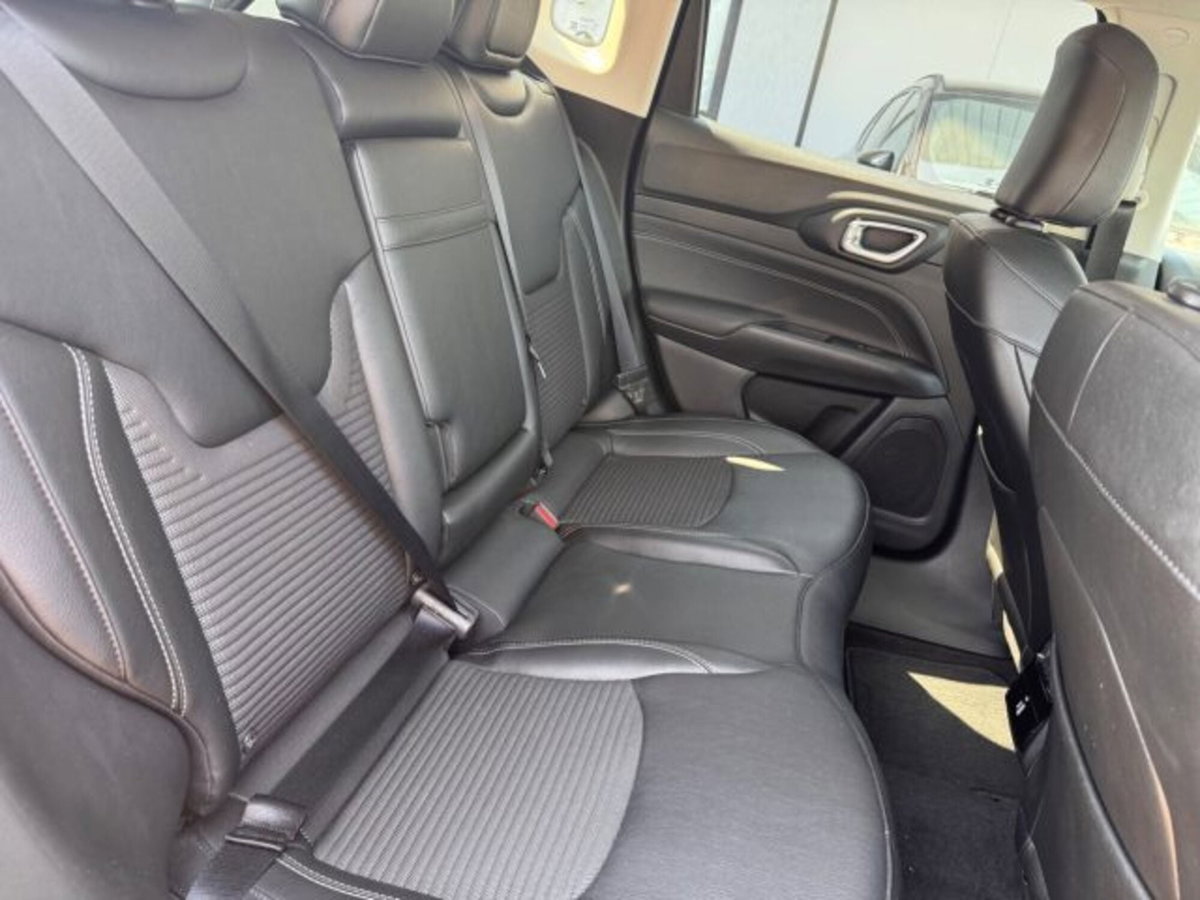 Jeep Compass 1.3 T4 190CV PHEV AT6 4xe Limited (11)