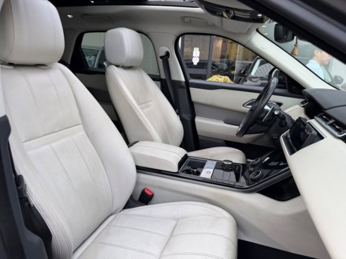 Land Rover Range Rover Velar 3.0 V6 SD6 300 CV R-Dynamic SE (16)