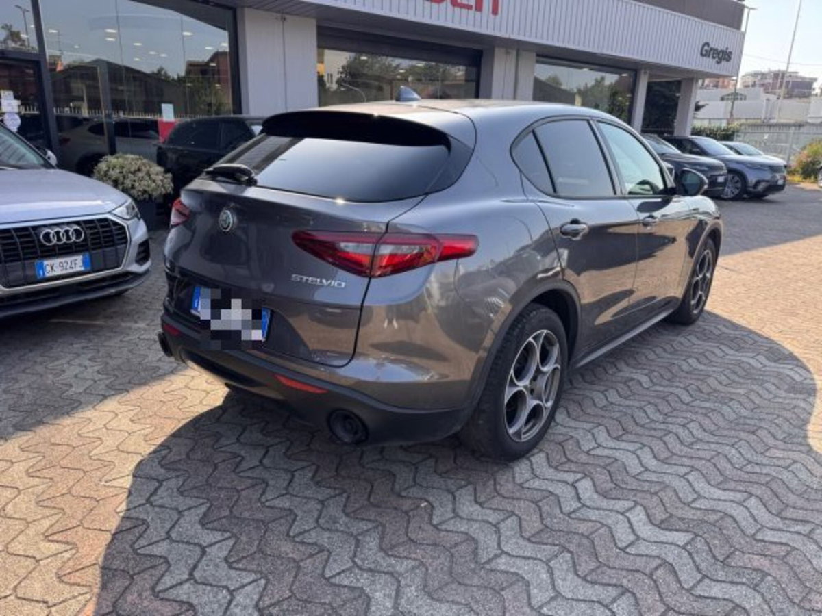 Alfa Romeo Stelvio Stelvio 2.2 Turbodiesel 190 CV AT8 Q4 Sprint (6)