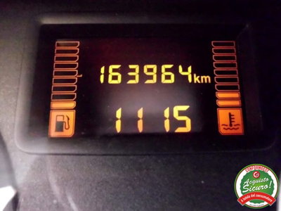 Dacia Duster 1.5 dCi 110CV 4x2 Lauréate (16)