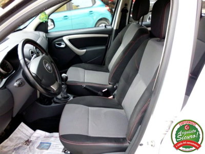 Dacia Duster 1.5 dCi 110CV 4x2 Lauréate (9)