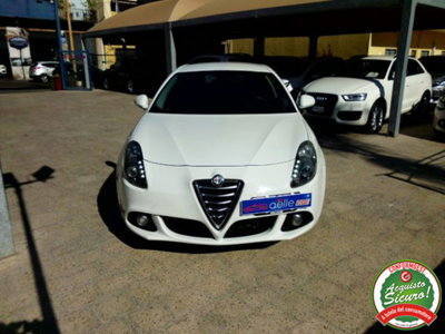 Alfa Romeo Giulietta 1.6 JTDm-2 Distinctive (2)