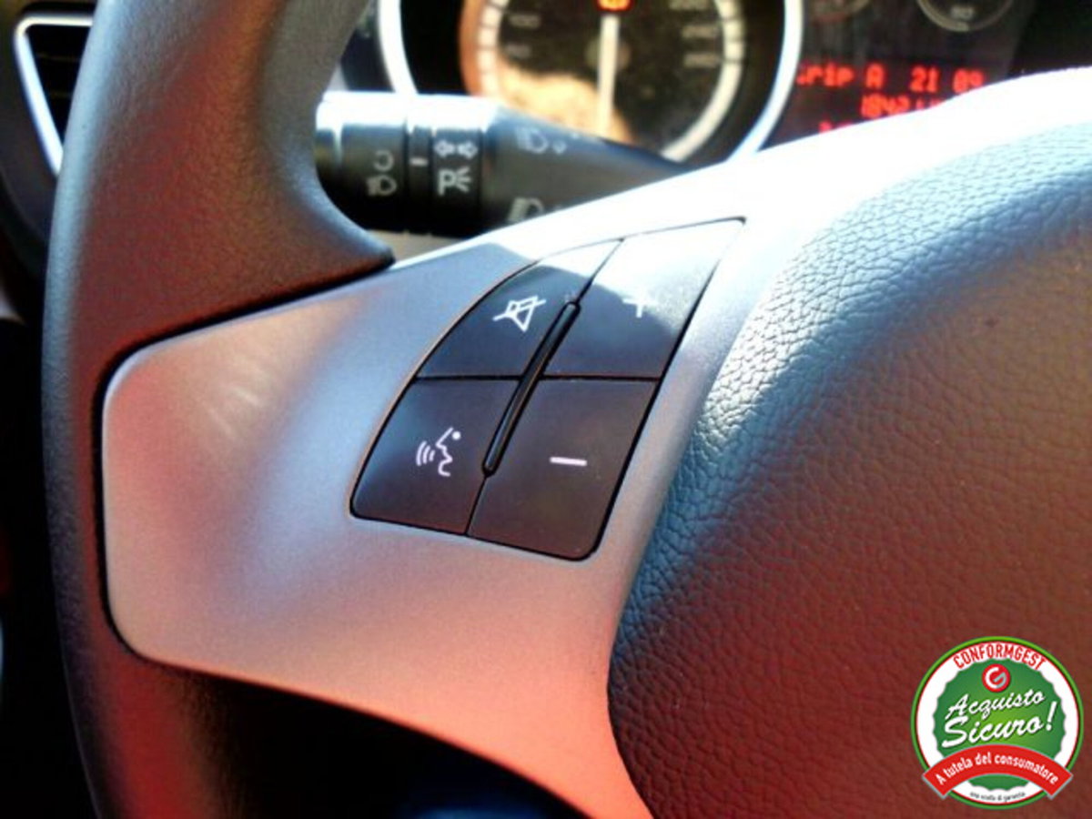 Alfa Romeo Giulietta 1.6 JTDm-2 Distinctive (20)
