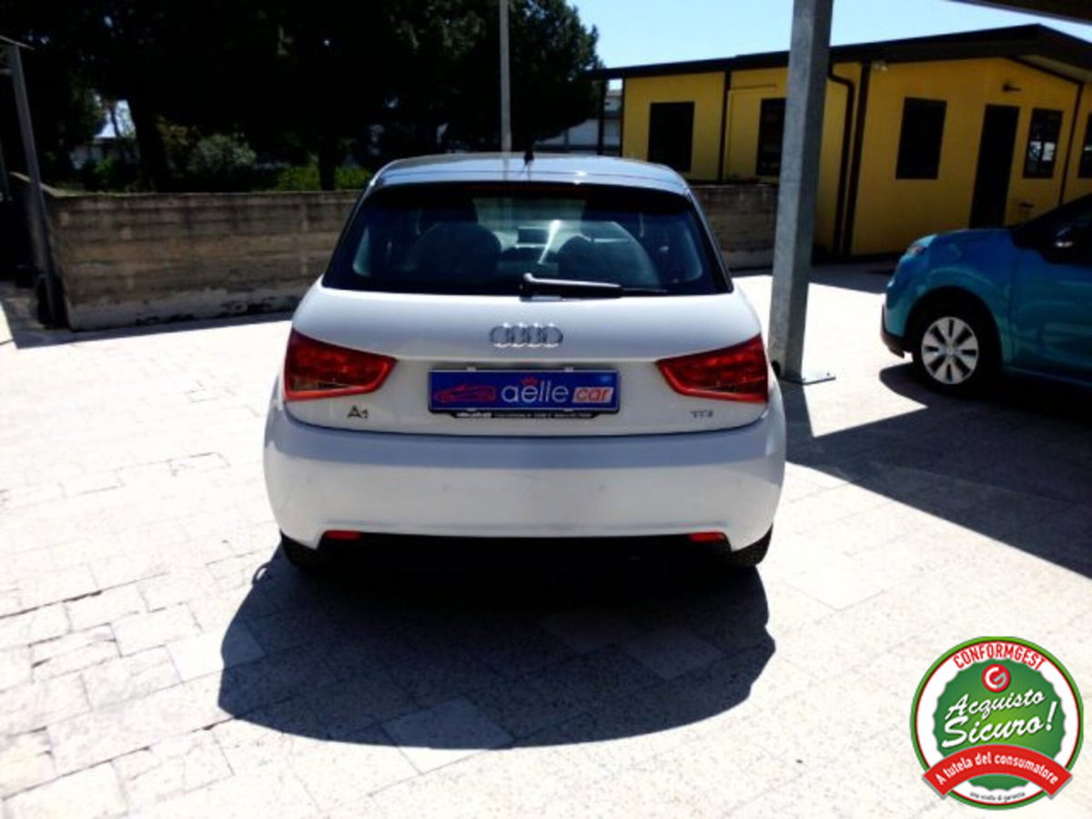 Audi A1 Sportback 1.6 TDI Ambition (6)