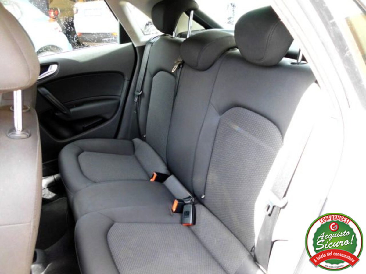 Audi A1 Sportback 1.6 TDI S tronic S line edition (12)