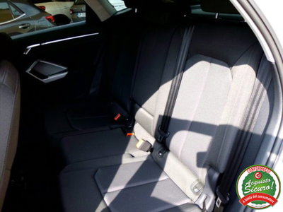 Audi Q3 Sportback 35 TDI quattro S tronic S line edition (12)