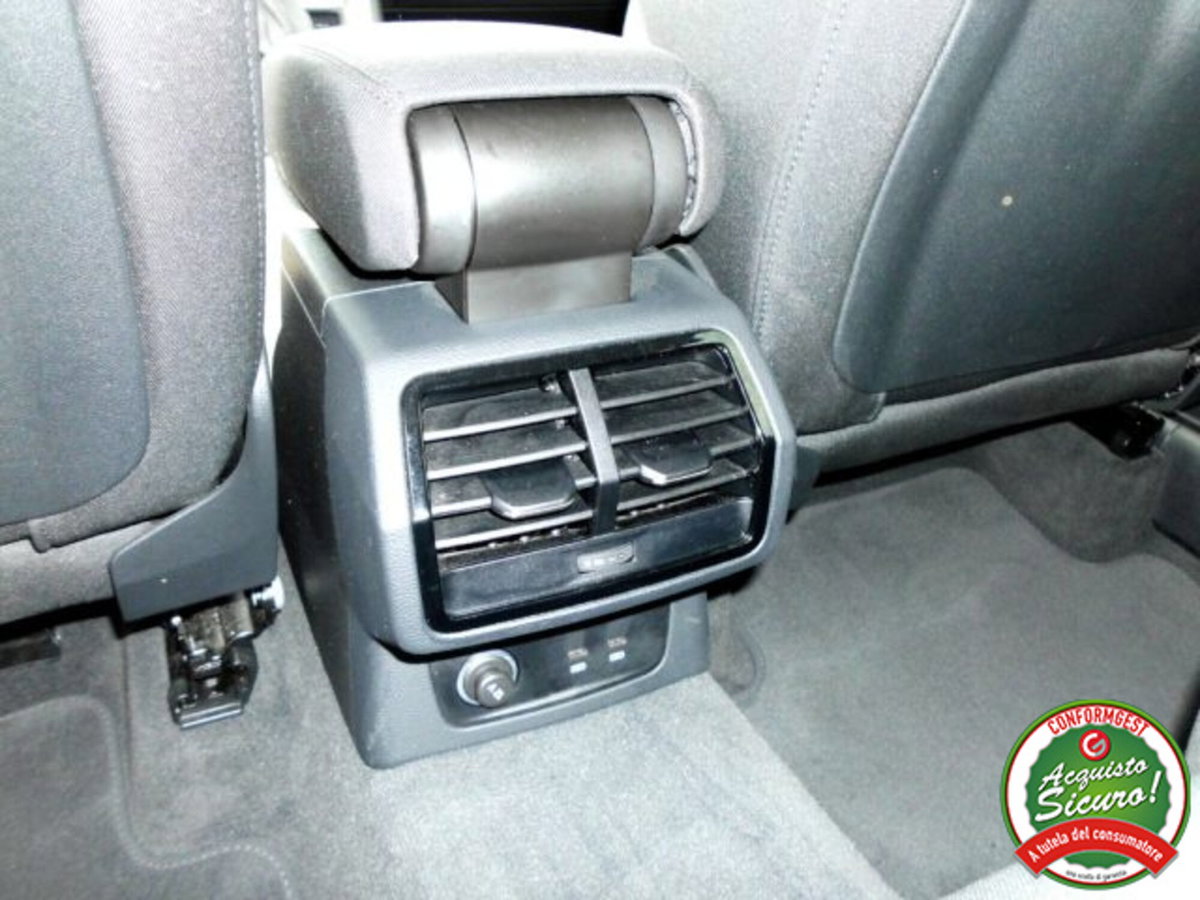 Audi Q3 Sportback 35 TDI quattro S tronic S line edition (15)