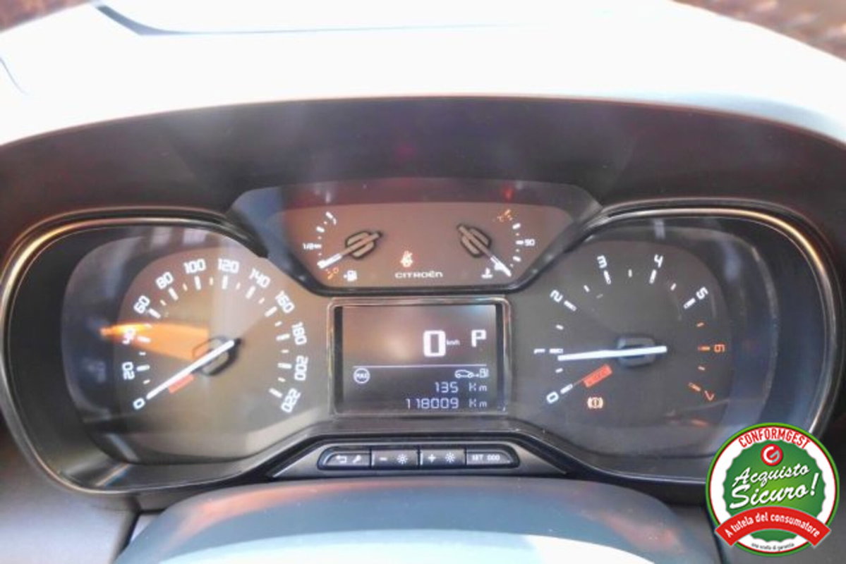 Citroen C3 Aircross BlueHDi 120 S&S EAT6 Feel (17)