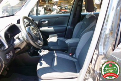 Jeep Renegade 1.3 T4 190CV PHEV 4xe AT6 Limited (9)