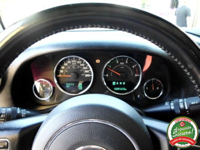 Jeep Wrangler Unlimited 2.8 CRD DPF Rubicon Auto (17)