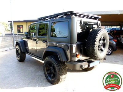 Jeep Wrangler Unlimited 2.8 CRD DPF Rubicon Auto (5)