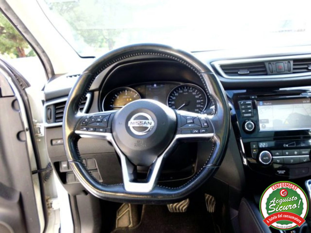 Nissan Qashqai 1.6 dCi 2WD XTronic Tekna (15)