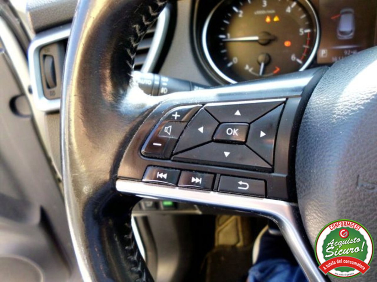 Nissan Qashqai 1.6 dCi 2WD XTronic Tekna (20)