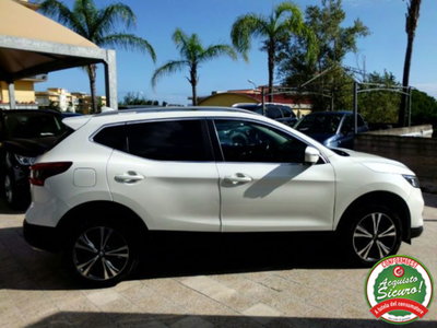 Nissan Qashqai 1.6 dCi 2WD XTronic Tekna (8)