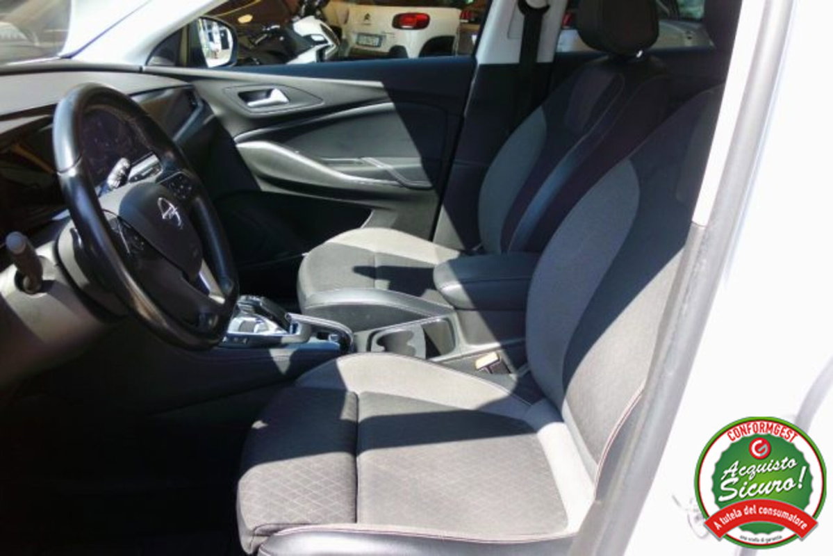 Opel Grandland 1.5 diesel Ecotec aut. GS Line (9)