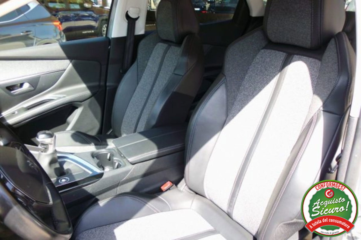 Peugeot 3008 BlueHDi 130 S&S Allure (11)