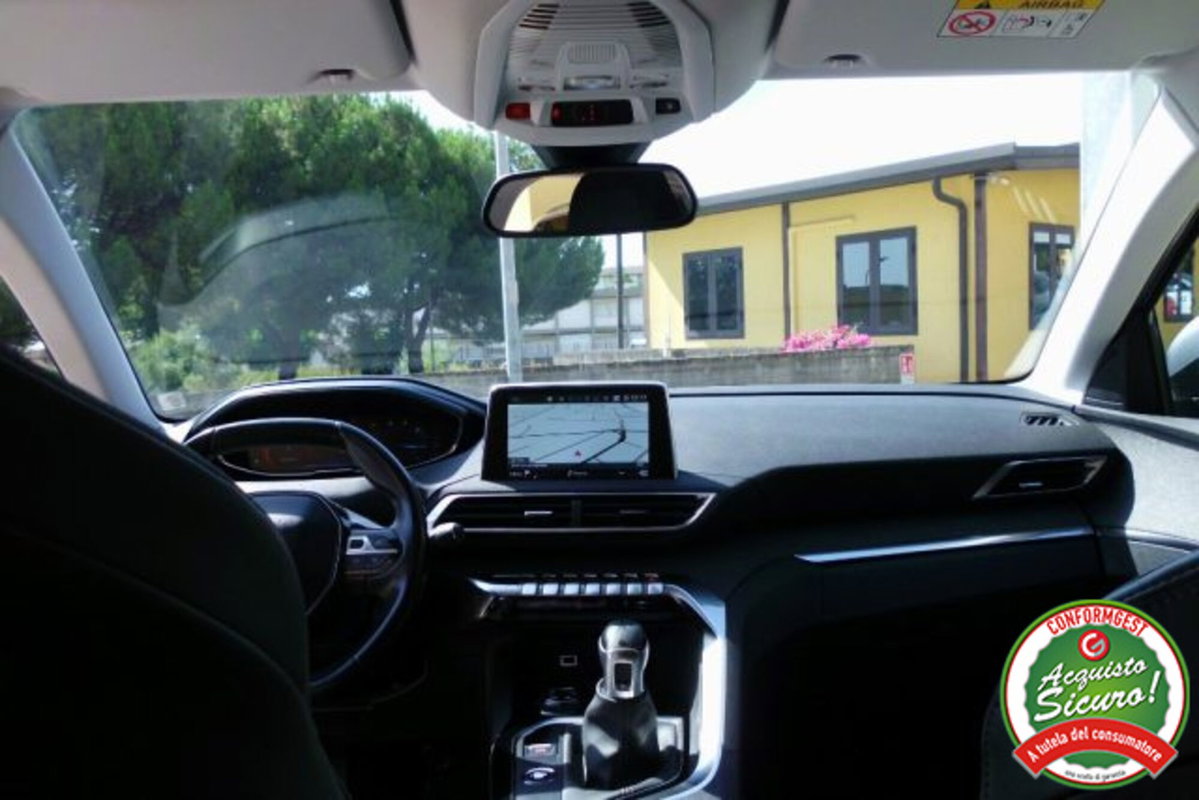 Peugeot 3008 BlueHDi 130 S&S Allure (14)