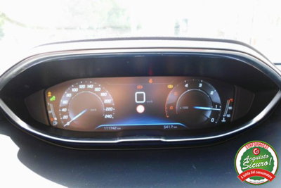 Peugeot 3008 BlueHDi 130 S&S Allure (17)